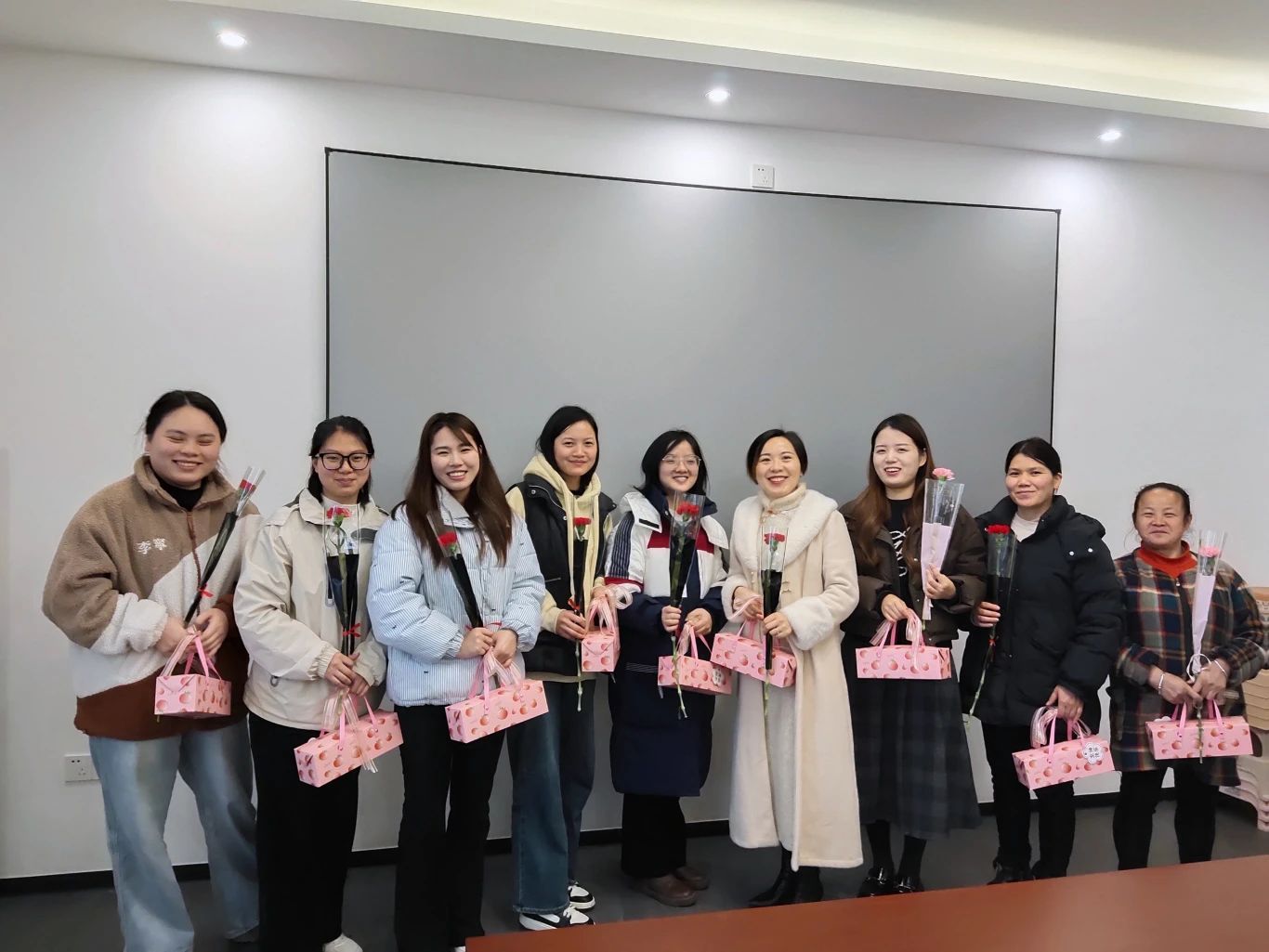 3·8女神节茶话会 | 美丽女神节 相约在中环美境