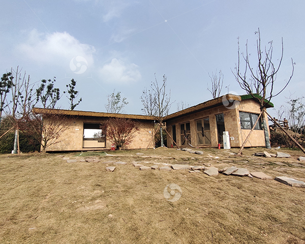 成都长秋山森林公园装配式厕所（森林集市）